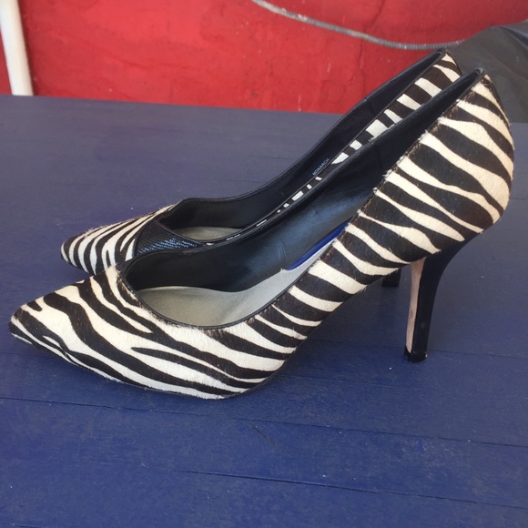 WHBM zebra print statement heels. - Picture 4 of 8